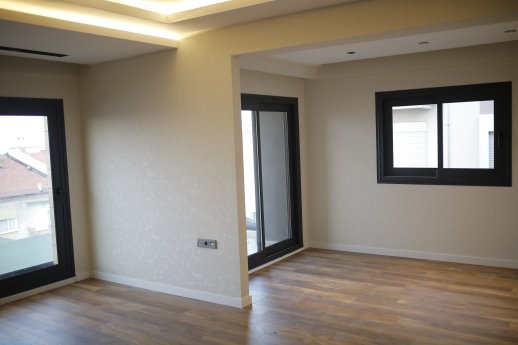 Semra Hanım Apt.