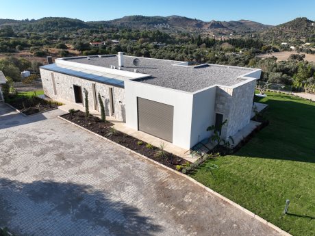 F.B. Evi - URLA