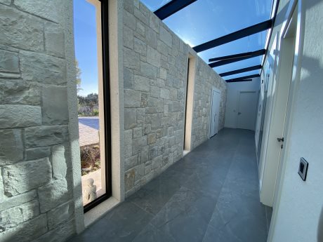 F.B. Evi - URLA